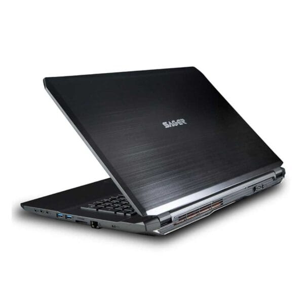 Clevo-P670SE-i7-4720HQ-GTX-970M-02