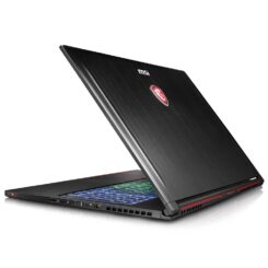 MSI-GS63-7RD-i7-7700HQ-GTX-1050-04